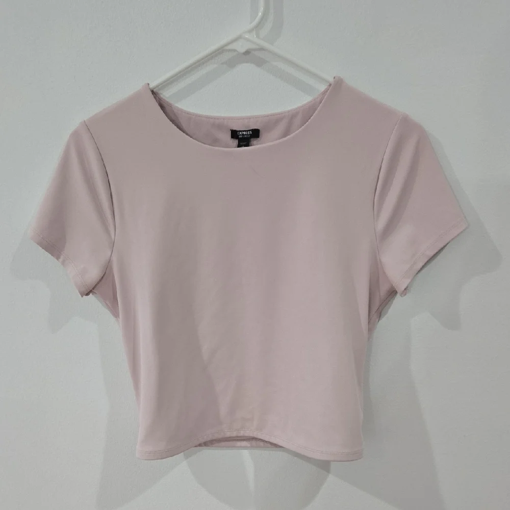 Express Light Pink Short Sleeve Crop Top - Picture 1 of 7
